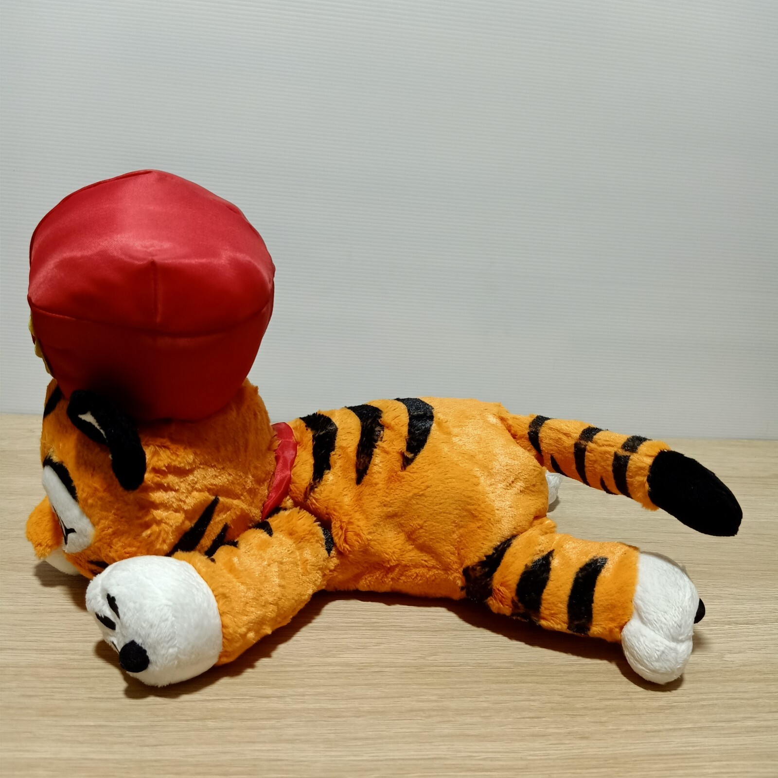 Chandu Japan Tokyo Disney TDS Fluffy Laying 14" Plush Doll Toy Sinbad Japan