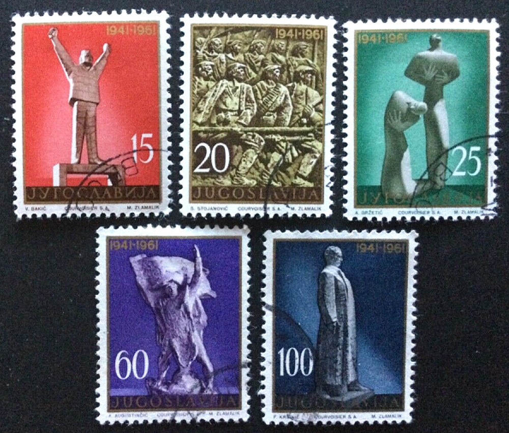 1961 Yugoslavia Sc. 606-10 War Monuments Used