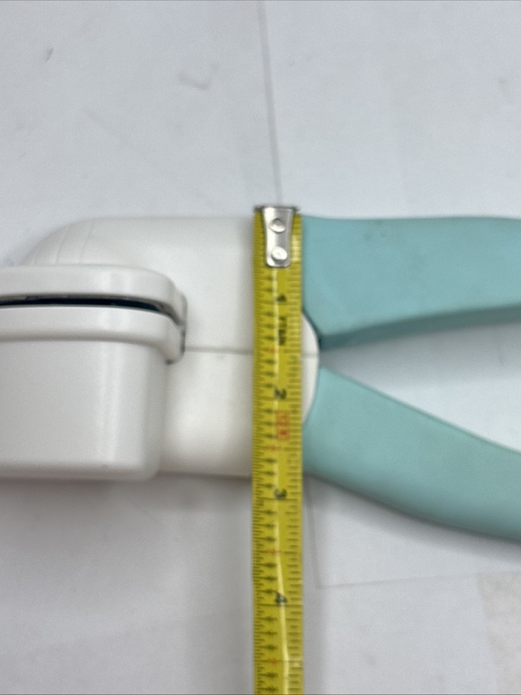 We R Memory Keepers Crop-A-Dile MultiPunch Hole Puncher