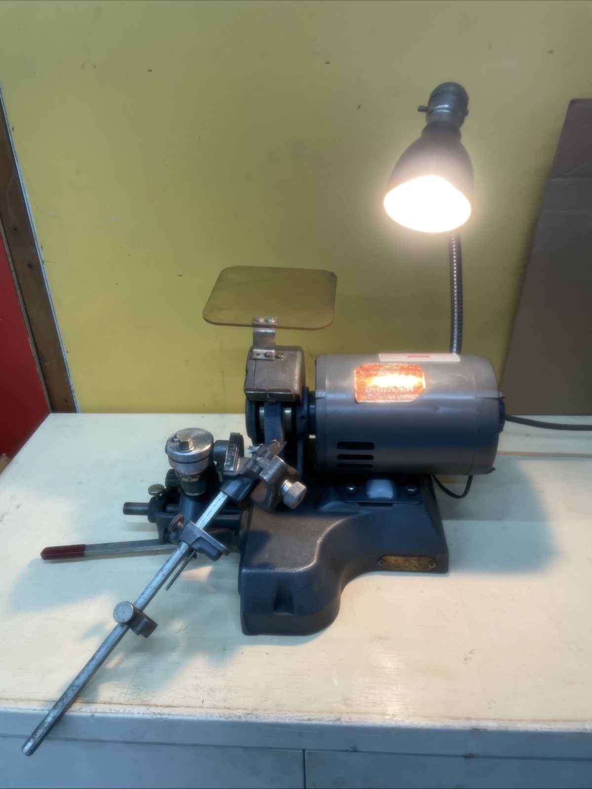 Drill Bit Sharpener Lisle 91000 Drill Grinder AO Smith 115V 1/8 To 1-1/4” 60-180