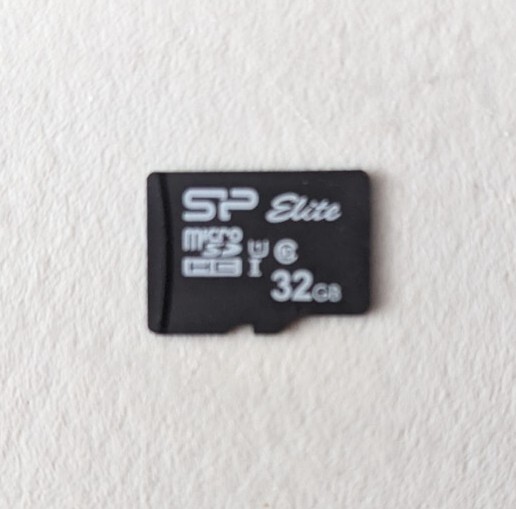 Pi1541 Zero with Epyx Fastload Hat, Case & 16gb SD for Commodore 64 and 128