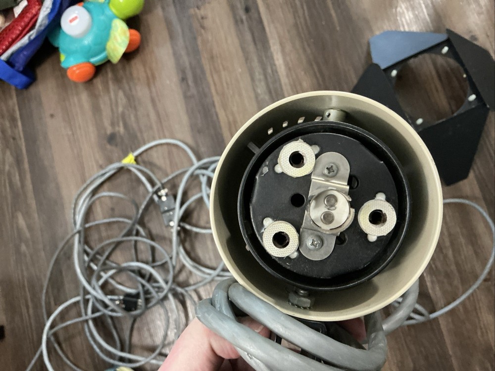 Ascorlight QC4 With Extra Cable And Barn Doors - NOT TESTED