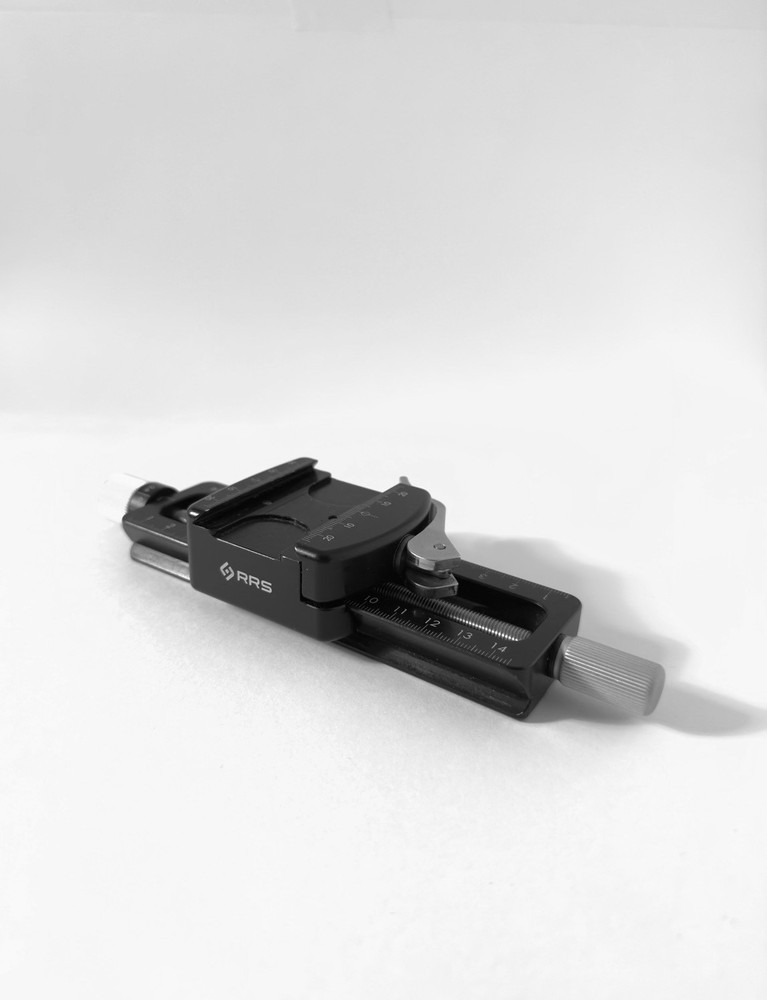 Really Right Stuff Macro 150 Single-Axis Focusing Rail with Integrated Arca-Type
