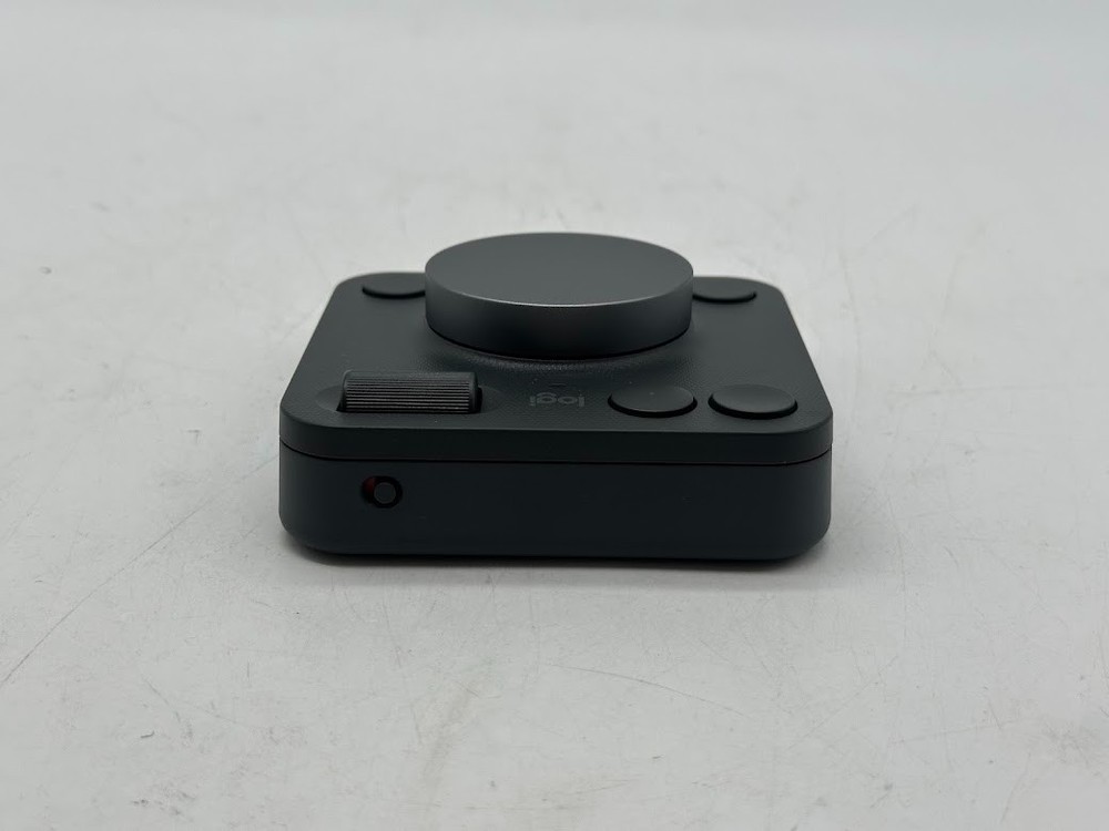 Logitech MX Creative Console, 9 Customizable LCD Keys, Stream Deck Accessories