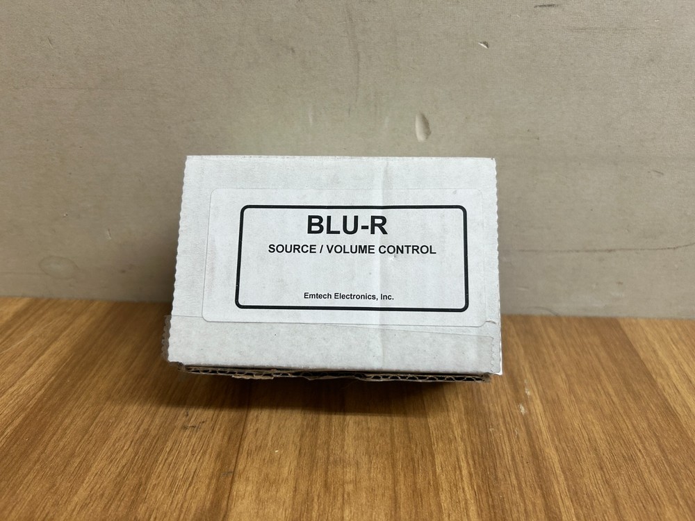 Emtech BLU-R  SOURCE VOLUME CONTROL