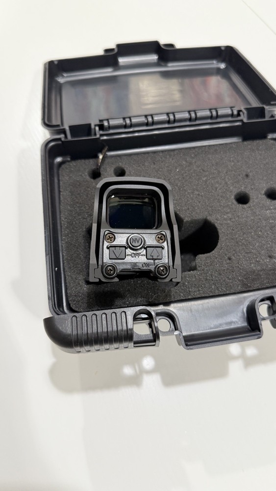 EOTech XPS3-0 HWS Red Dot Sight, 68 MOA Circle, 1 MOA Dot, Night Vision Capable