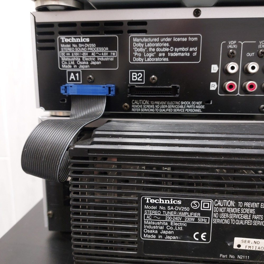 Technics Stereo Tuner and Sound Processor SA-DV250 / SH-DV250