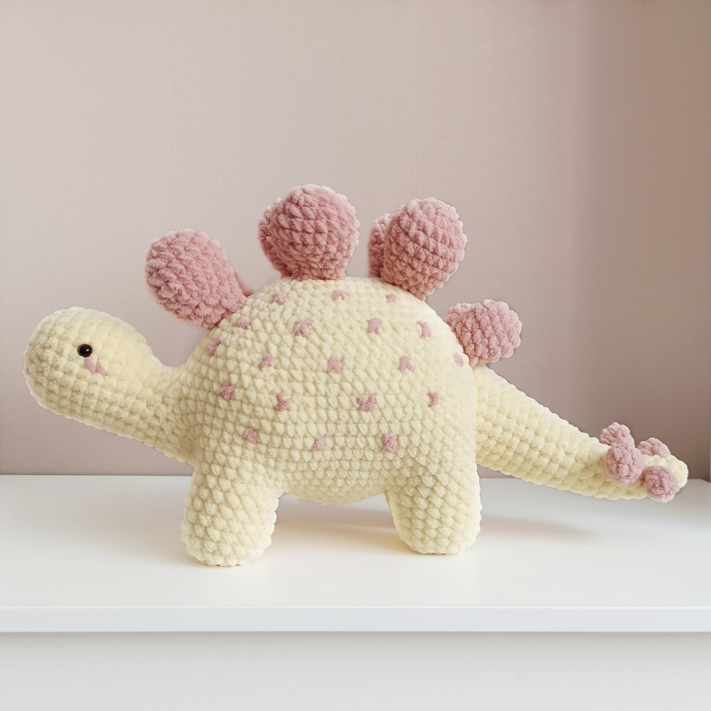 Stegosaurus Crochet Pattern | Dinosaur Amigurumi Plush | Beginner Tutorial