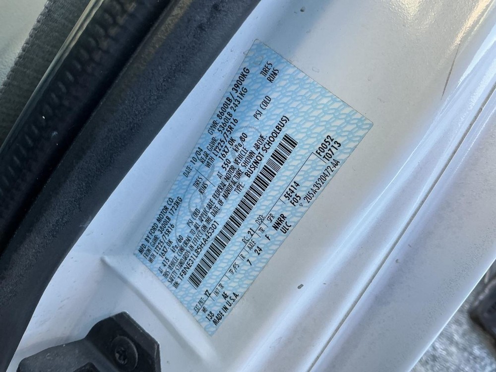 Fuse Box Engine Fits 05-08 FORD E150 VAN 4908570