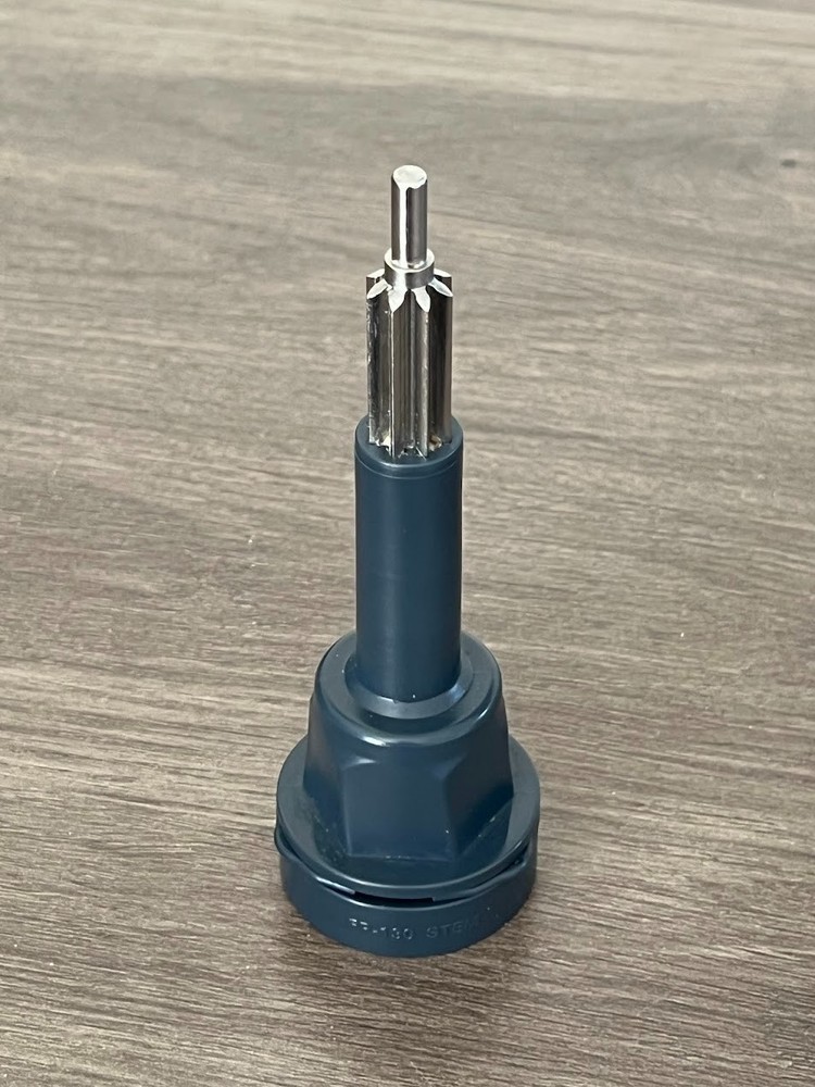 Cuisinart 13-Cup Processor FP-130 Replacement STEM ADAPTER (FP-130 STEM)