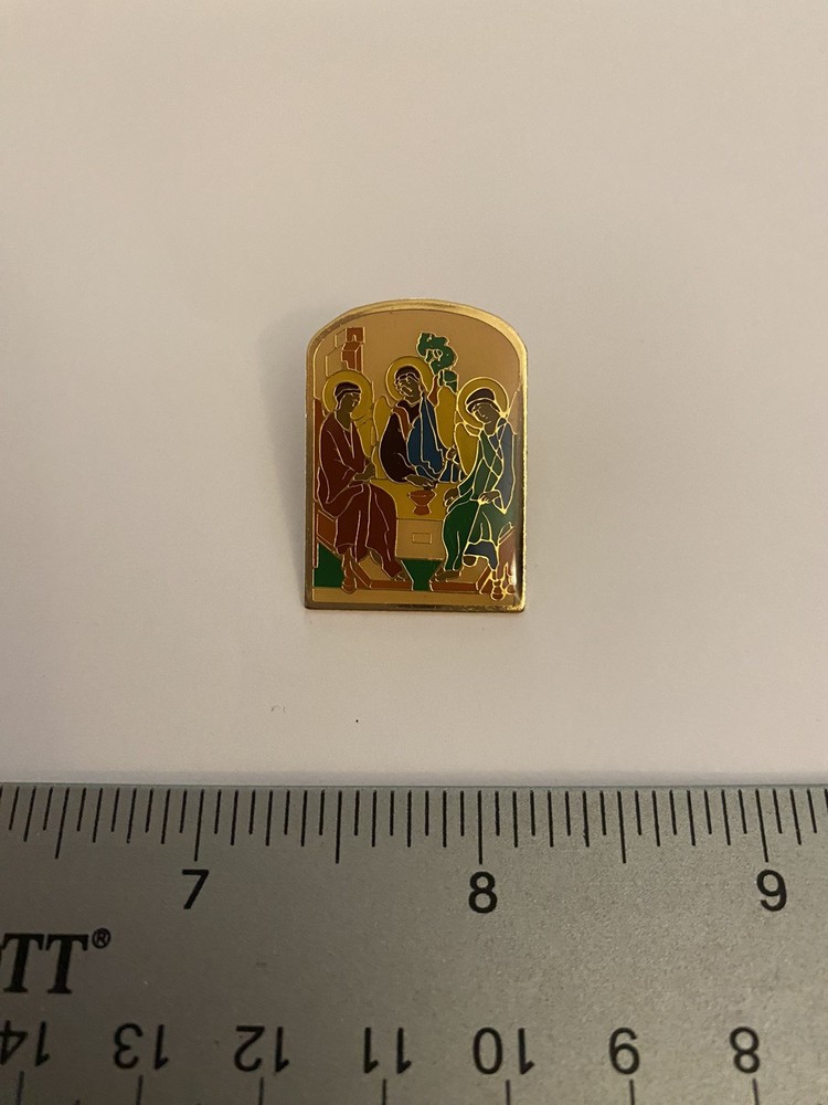Holy Trinity Lapel Pin P155