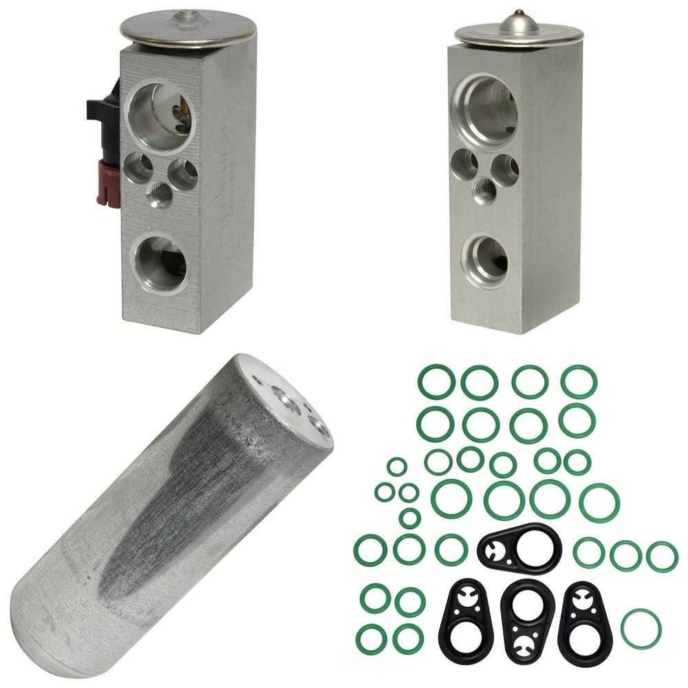 A/C System Repair Kit UAC AK 1303