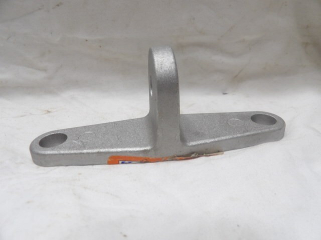 Kraft CC494 Broom Bracket Base