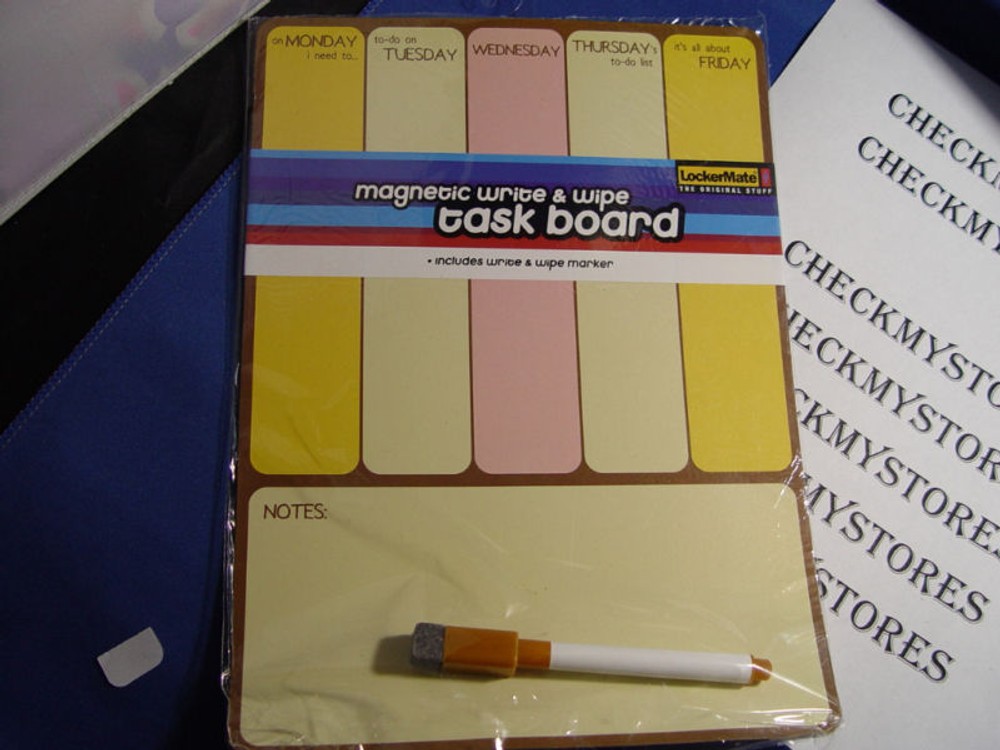 LOCKER MATE 8"x 11" Magnetic write&wipe TASK Board
