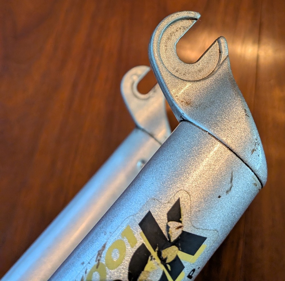 SR DuoTrack Suspension Bicycle Fork for 20" Wheel 1" Threaded Steerer Used