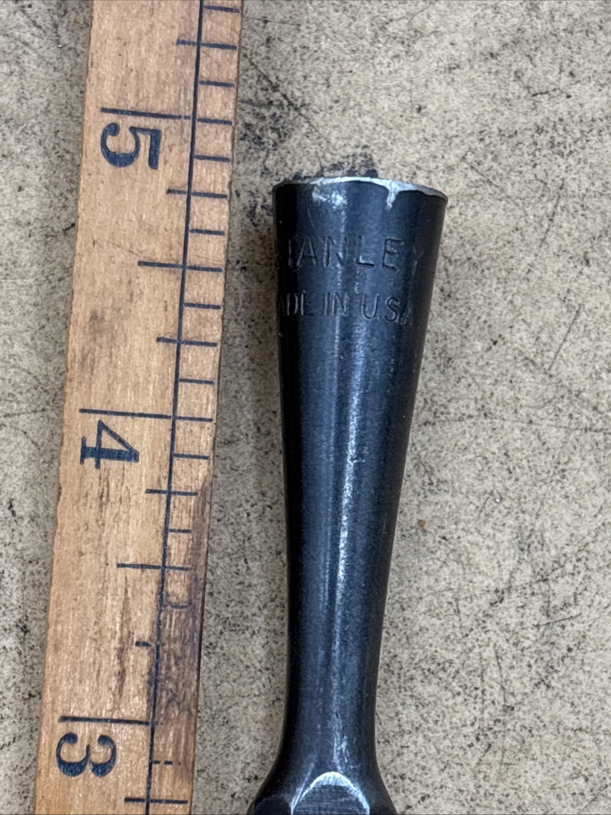 Vintage Stanley No. 750 1/2-Inch Beveled-Edge Socket Chisel