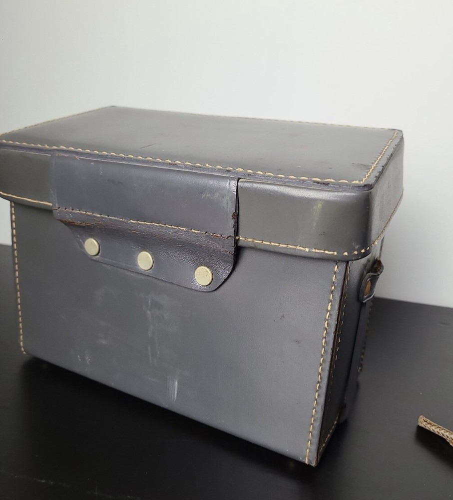 Keysone 8mm K 25 capri camera with manual case and misc.