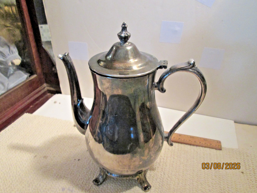 NATIONAL SILVER COMPANY TEA POT.