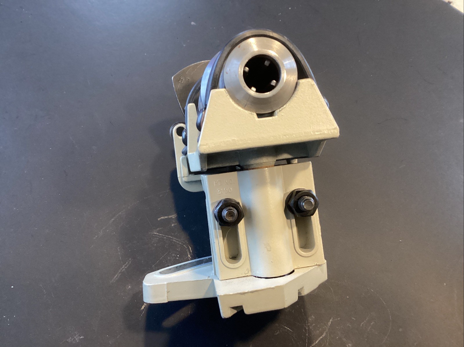 DAREX FIXTURE ATTACHMENT FOR DAREX DRILL GRINDER SHARPENER W/ COLLET LH