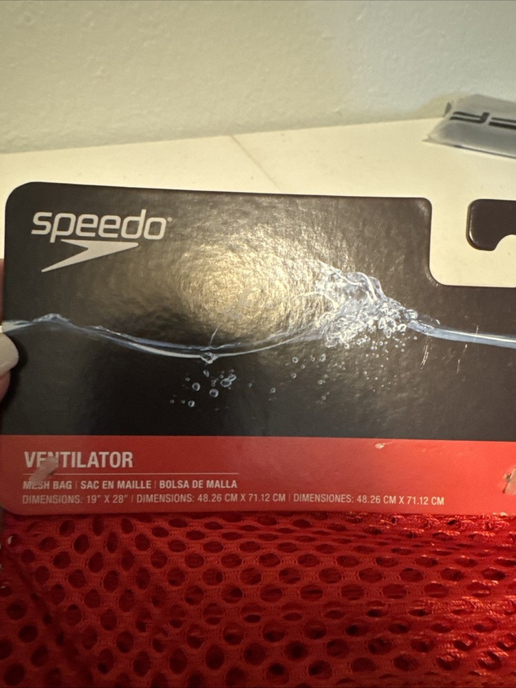 Red Speedo Ventilator Bag