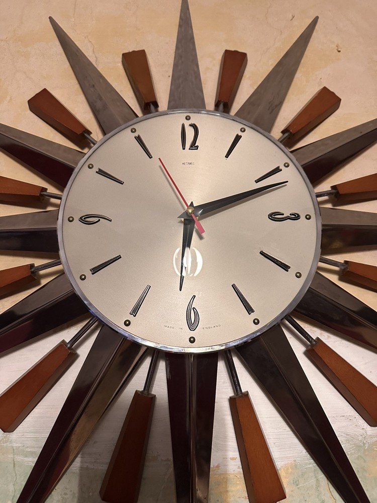 Metamec Sunburst Clock Silver version Working VGC 60’s