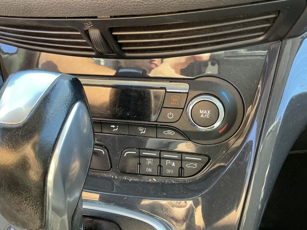 Temperature Control Front Automatic Temperature Control Fits 13 ESCAPE 870147