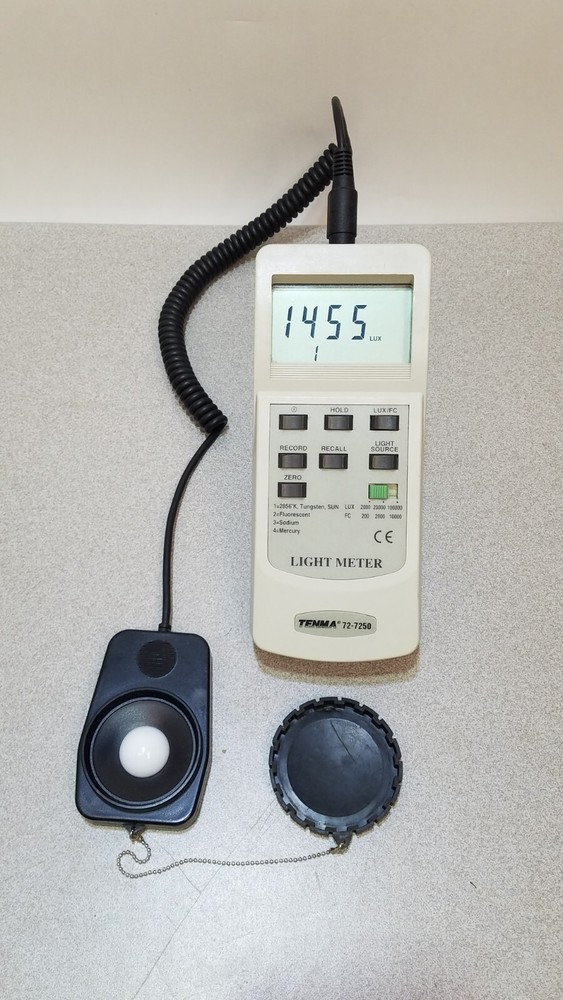 Tenma 72-7250 Digital Light/Lux Meter with Probe - RS232 Capable Interface
