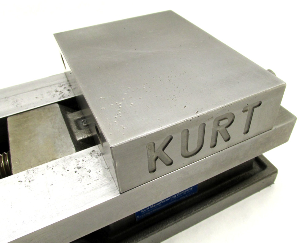 KURT 6" AIR VERSALOCK PRECISION CNC MACHINE VISE w/ HANDLE - #3600A