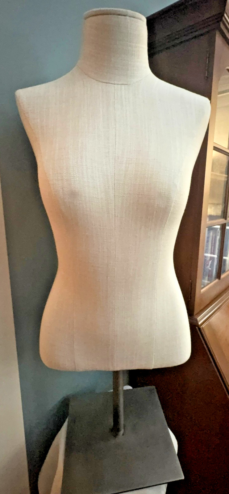 Female Mannequin Linen Torso Bust 25.5” Store Display Chest Form w/ Metal Stand