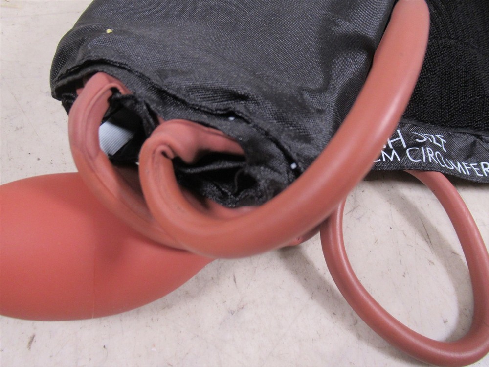 ADC Sphygmomanometer with Thigh Cuff and Case