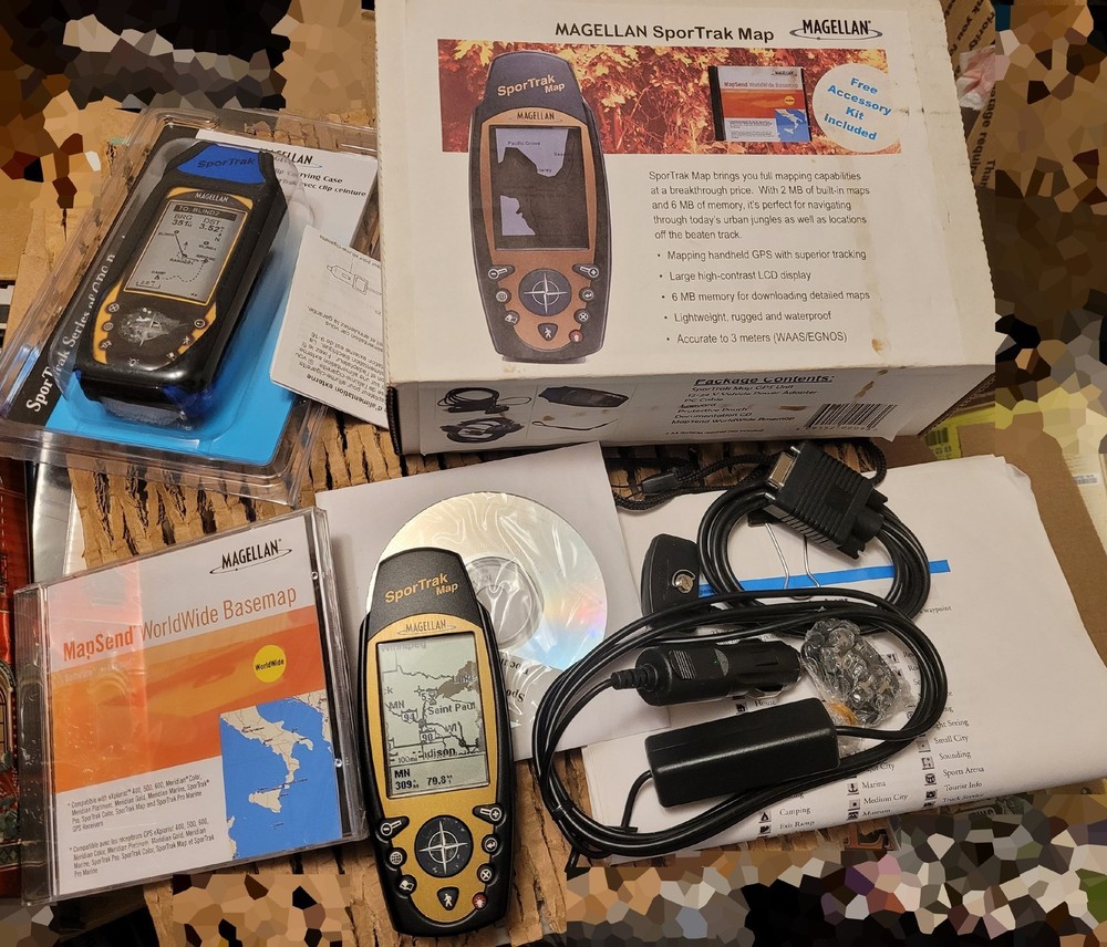Magellan SporTrak Map Handheld GPS Bundle w/Case, Data Cable & Car Power Cord