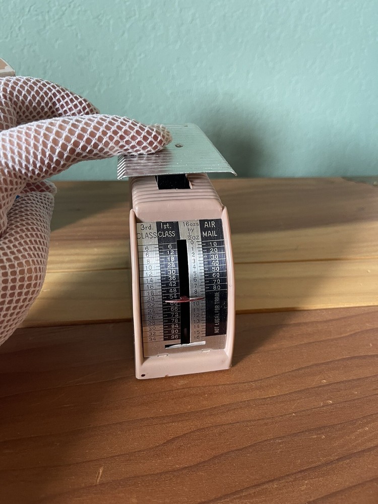 Vintage Automatic Postage Mail Scale 4” in Box 1969