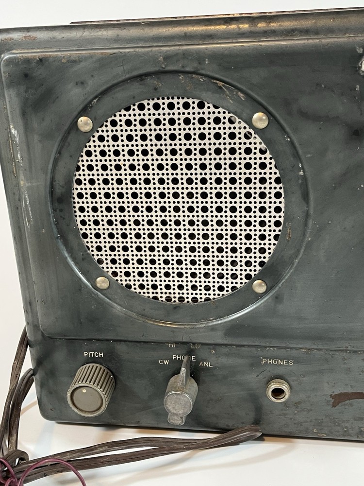 National Radio Model NC 33
