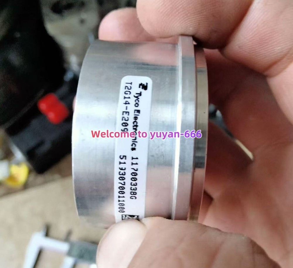 1PCS USED T2G14-E209 rotary encoder Tested