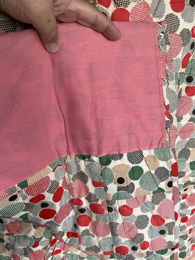 Circle Pattern Handmade Quilt 82"x72" Wide