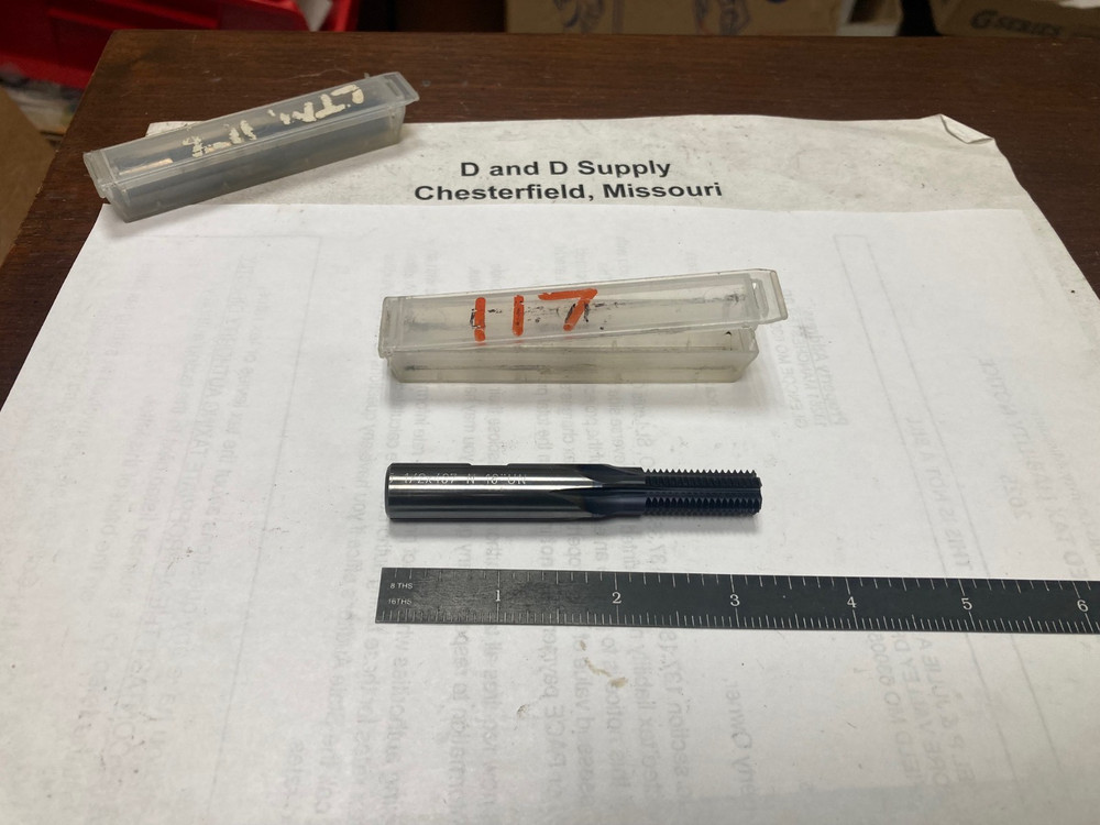 Unbranded 1/2"x18, Solid Carbide Thread Mill, 1/2" shank, 3.29" OAL