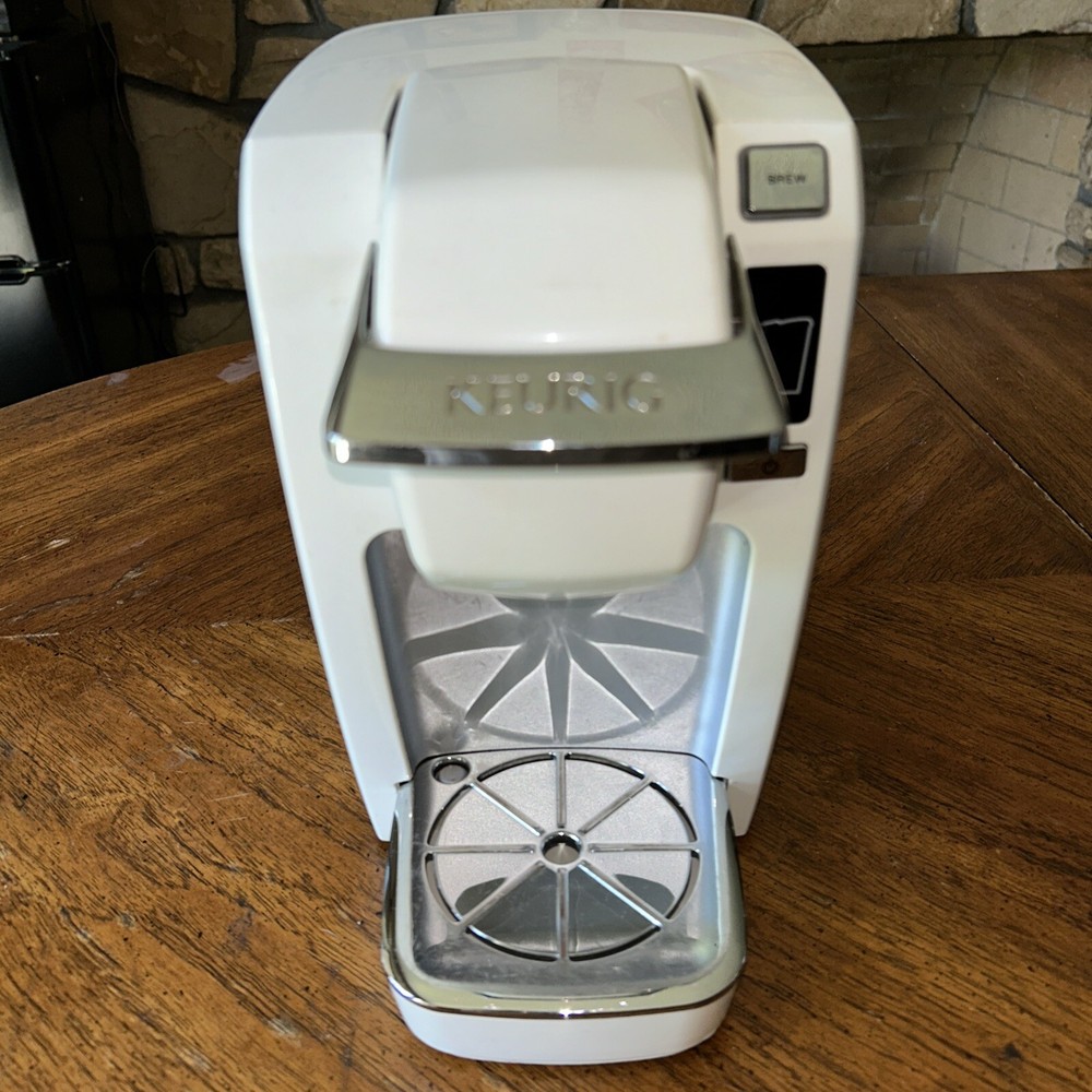 Keurig K10 Mini Plus White/Creme.