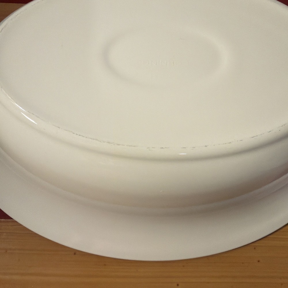 Corning Oval Serving Casserole