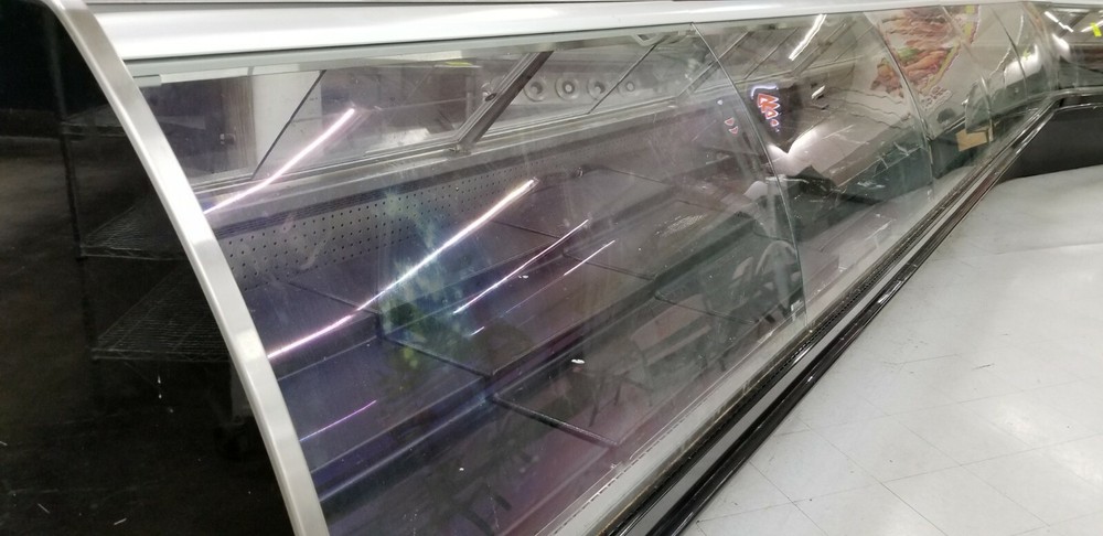 8 ft BAKERY DISPLAY CASE