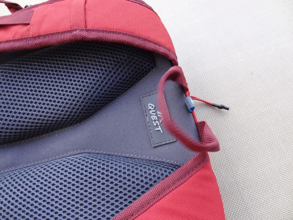 Quest Hydration Backpack 2L -Red Maroon -"LIFEGUARD"