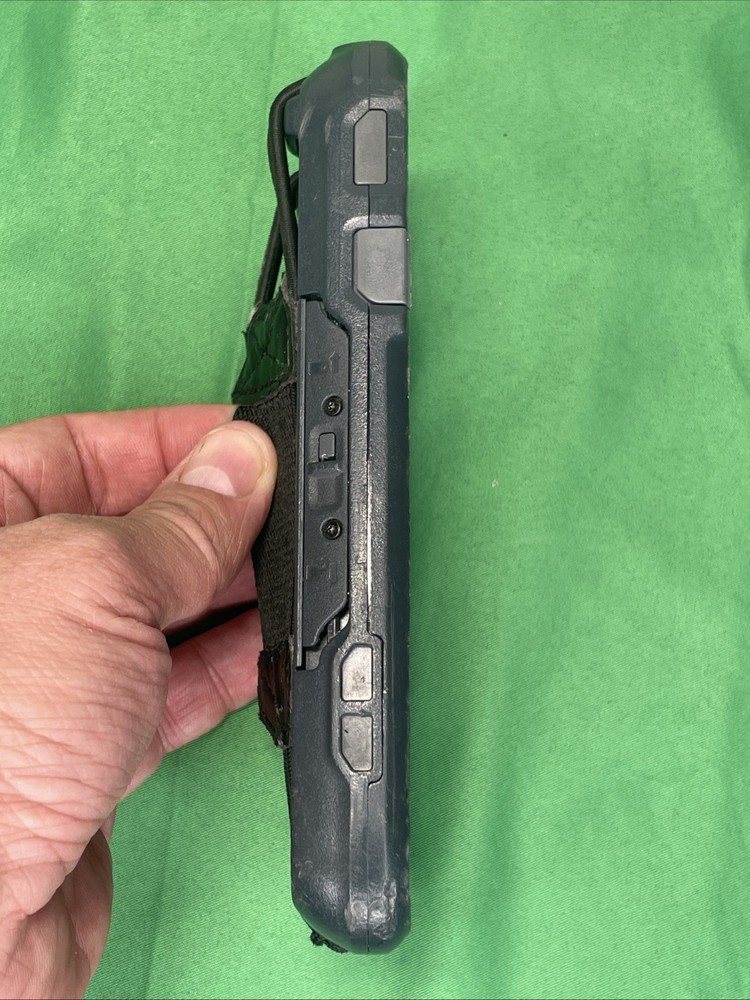 HONEYWELL Dolphin CT45 Mobile Handheld Computer UNTESTED BROKEN SCREEN!!!!