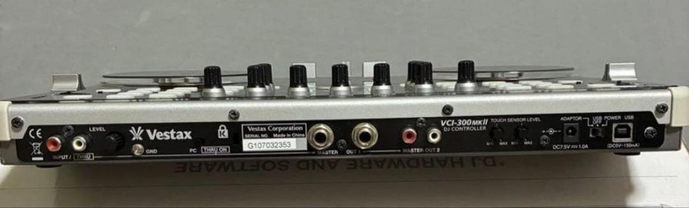 Vestax VCI-300 MK2 DJ Controller