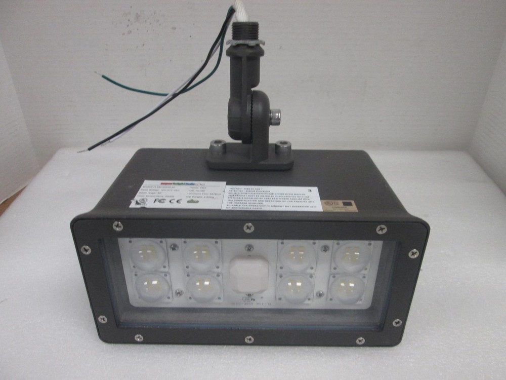 SUPERBRIGHTLED FLKM-NW45-80 LED FLOOD LIGHT