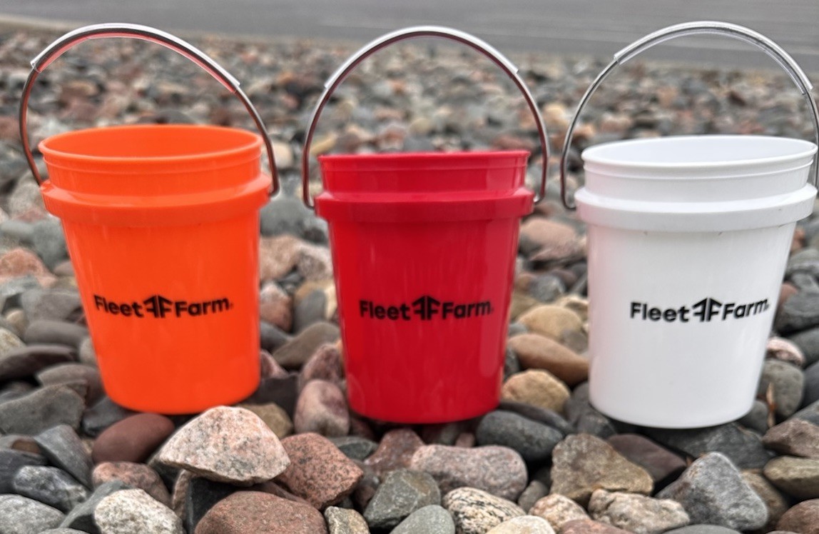 Fleet Farm Mini Bucket Set. ALL THREE COLORS!