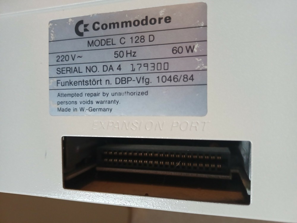 RARE Commodore 128D (DCR) Computer - Boots and Computes! German Keyboard!