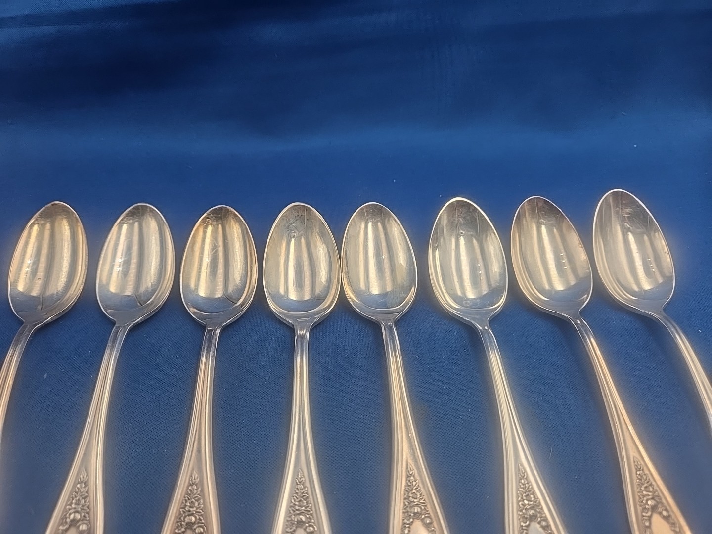 Lot of 8 International / 1847 Rogers Old Colony Silverplate Teaspoons 5 7/8"