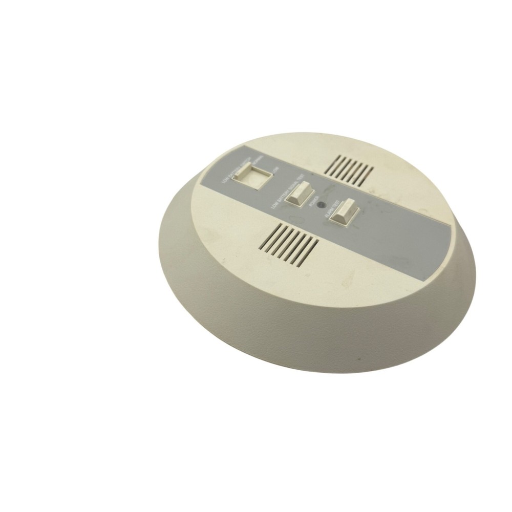 Amgard Smoke Detector Model E9309 Battery Operated Ceiling Mount Adjustable