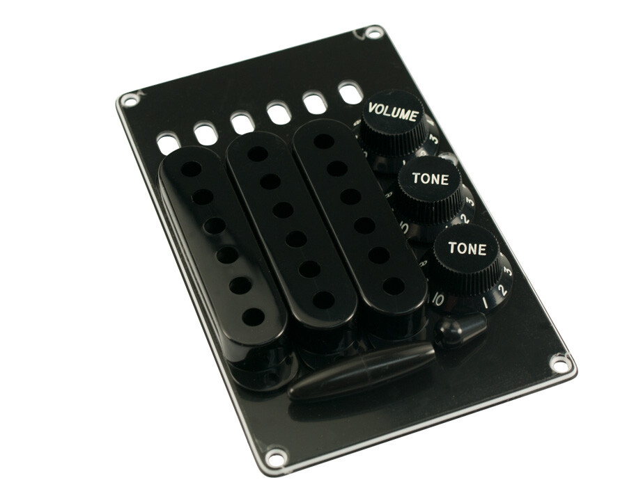 WD Accessory Kit With backplate and knobs For Fender Stratocaster Black