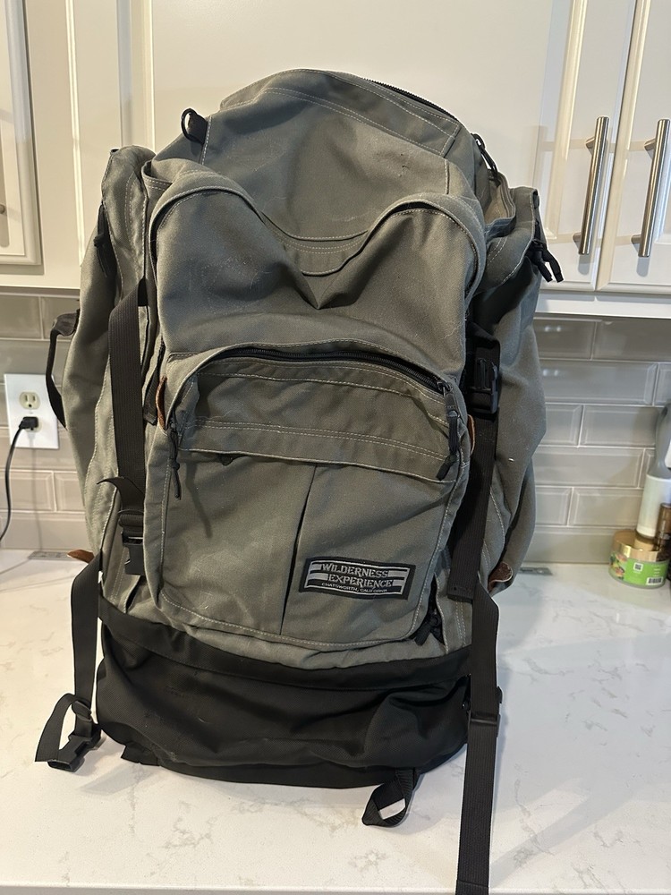 VTG Wilderness Experience Backpack Rucksack Green