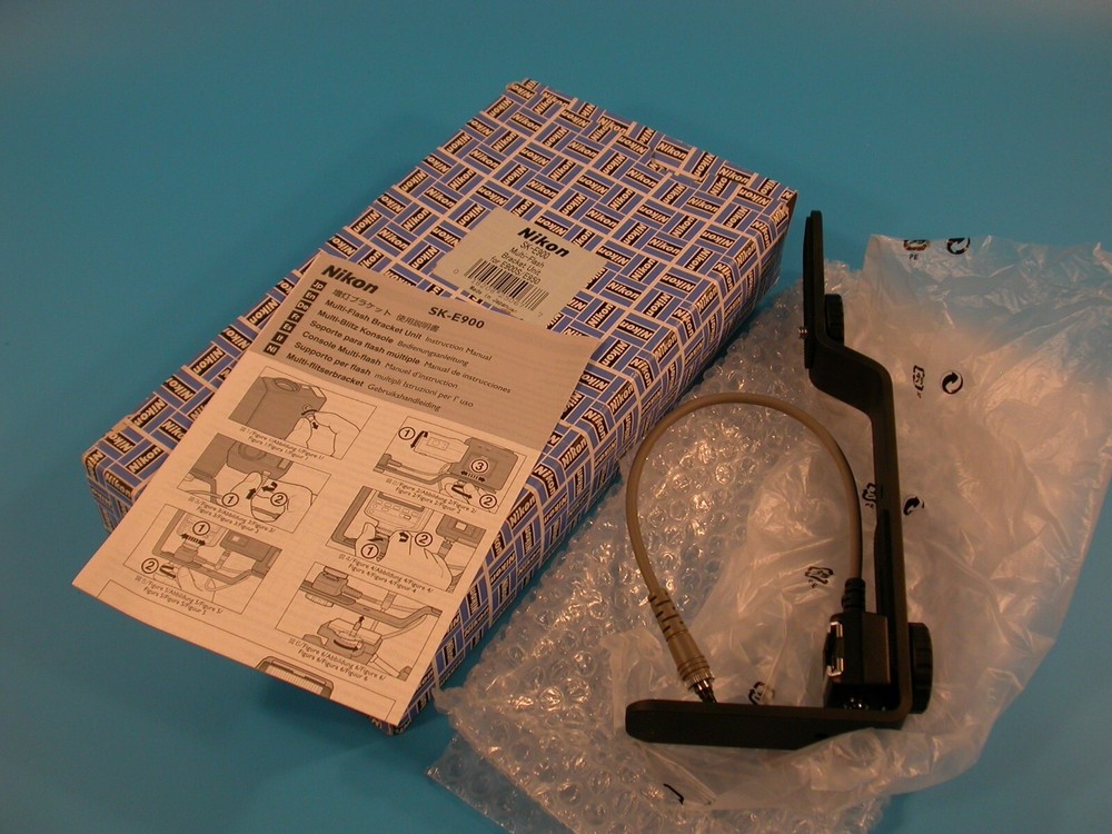 Nikon SK-E900 Multi-Flash Bracket Unit - New